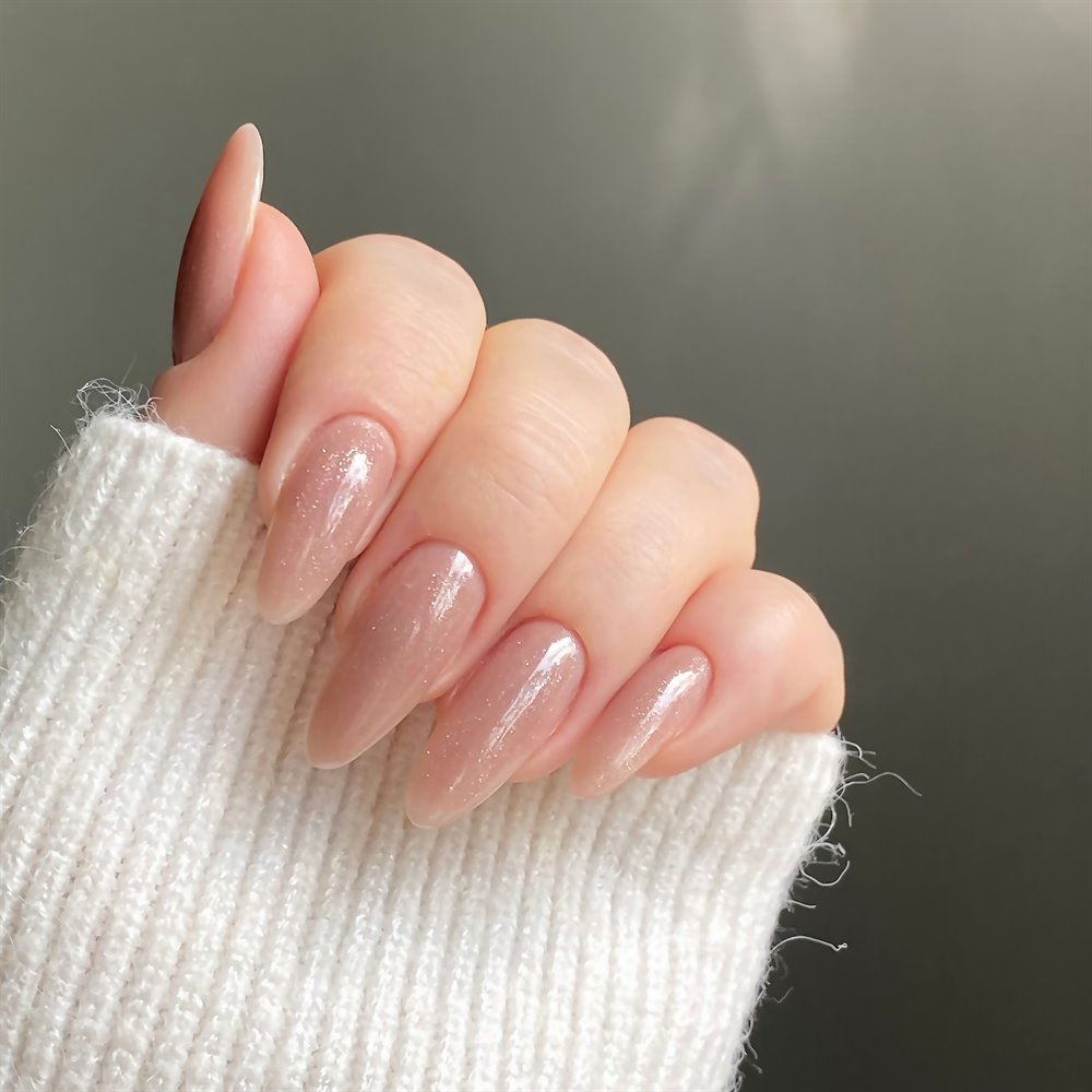 Elegancki manicure — Akademia Piękna Racibórz